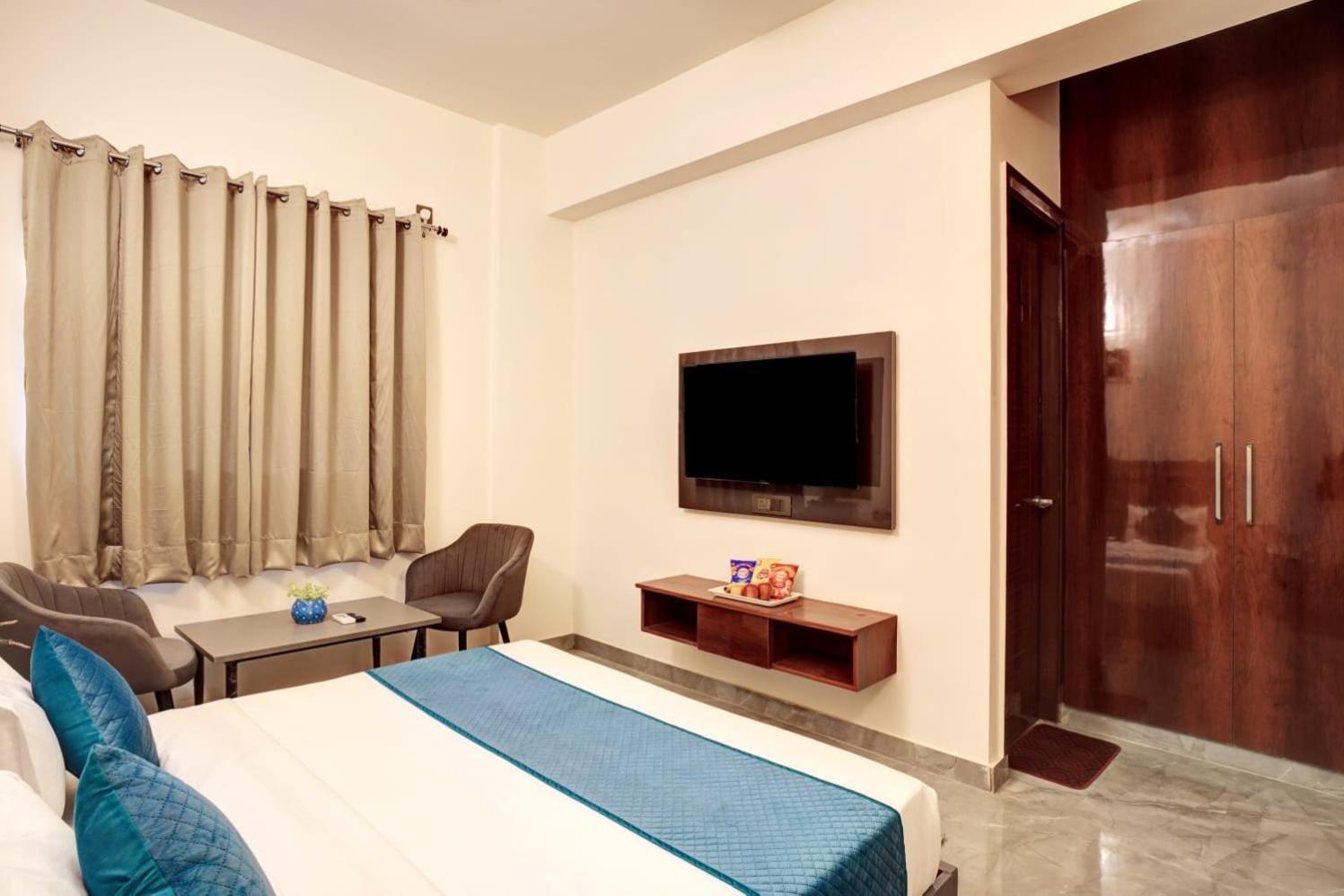 נוידה Hotel Elite Grand Near Kailash Hospital מראה חיצוני תמונה